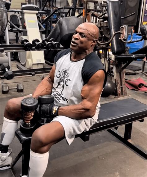 ronnie coleman today|what happened to ronnie coleman legs.